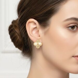 18K Gold Filled Quatrefoil Stud Earrings